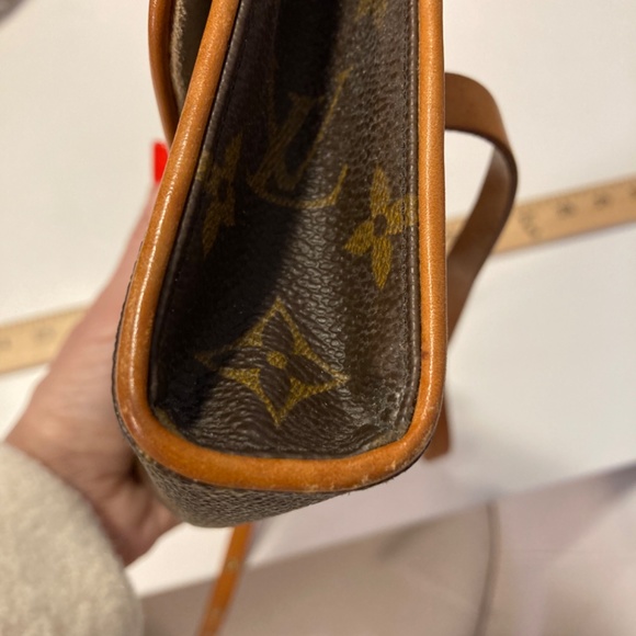 Louis Vuitton | Pochette Florentine Monogram Canvas Belt Bag - Picture 4 of 12